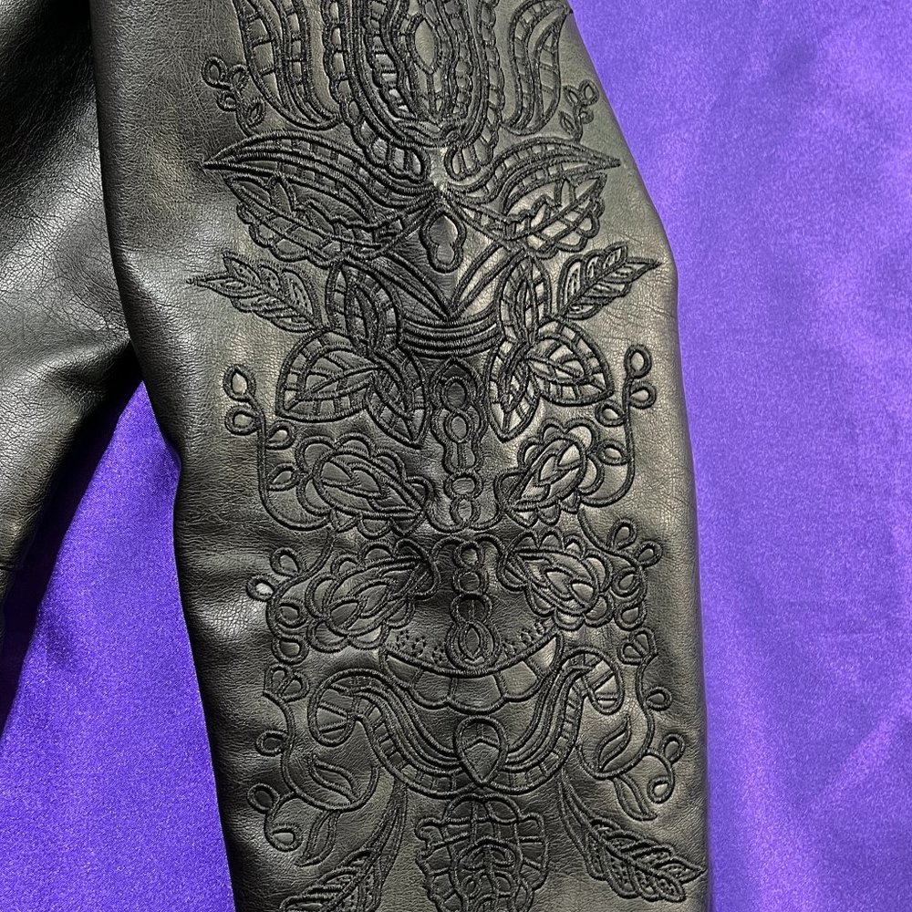 πgiacca Stunning Embroidered Faux Leather Jacket - Picture 15 of 16